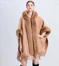 Load image into Gallery viewer, Chic Cashmere-Trimmed Plaid Inverness with Luxe Fur Collar
