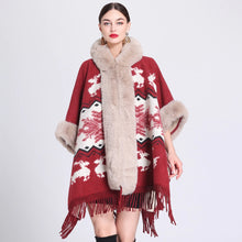 Load image into Gallery viewer, Chic Cashmere-Trimmed Plaid Inverness with Luxe Fur Collar
